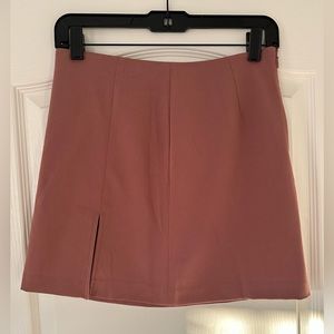 Aritzia Tatiana High-waisted mini skirt in size 4